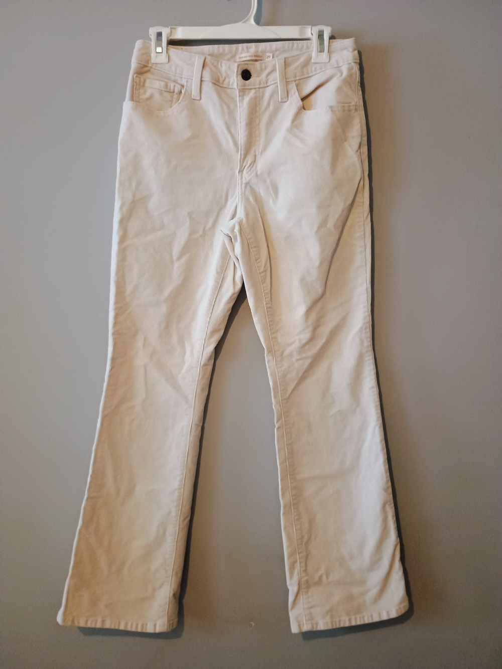 Levi’s 725 High Rise Bootcut Cream Corduroy Women's Jeans  Size  29